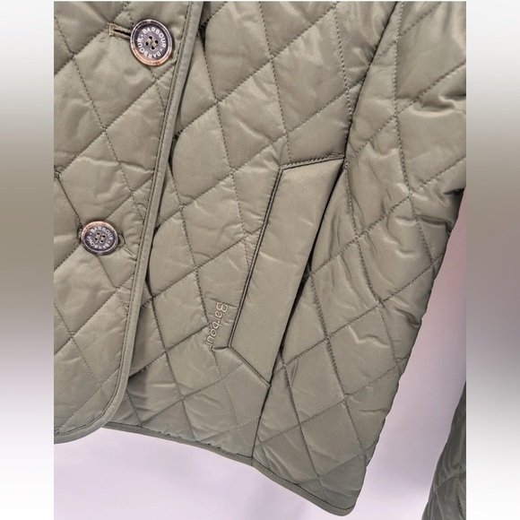 Barbour Ombersley quilted jacket Barn Jacket US 4 Olive Green  NWT - Picture 2 of 13